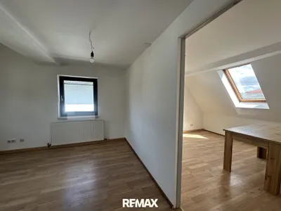 5-Zimmer-Haus kaufen in Gmunden – 130 m², € 370.000 – Bild 5 von 9