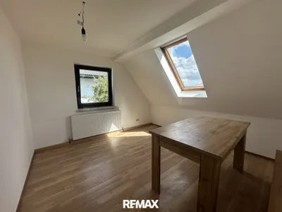 5-Zimmer-Haus kaufen in Gmunden – 130 m², € 370.000 – Bild 7 von 9
