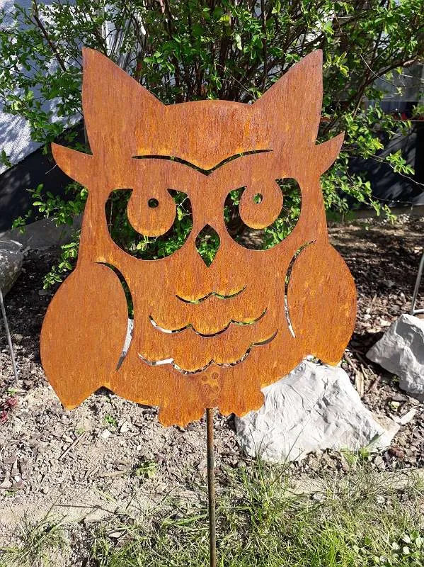Gartenstecker Eule groß Rost, € 20,- (5141 Moosdorf)
