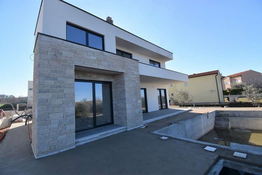 Moderne Neubau-Villa Mit Swimmingpool, Region Porec, 234 M², € 890.000 ...