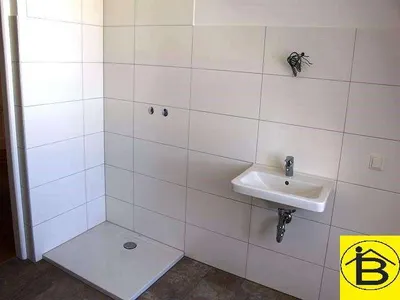 5-Zimmer-Gewerbeimmobilie mieten in Sankt Pölten – 150 m², € 2.232 – Bild 12 von 12