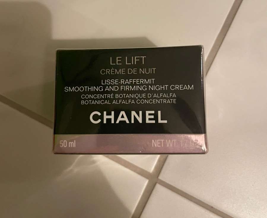 Lift willhaben Chanel Nachtcreme, (7000 90,- - Eisenstadt) - Le €