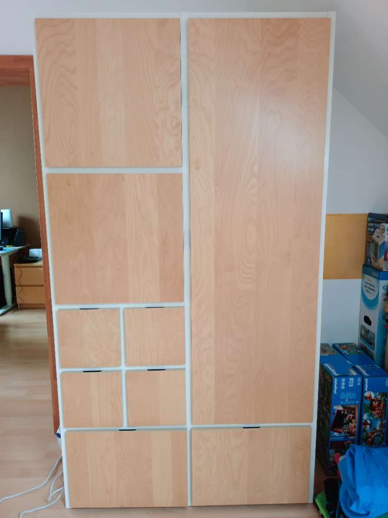 Montageanleitung Ikea-Schrank Rakke