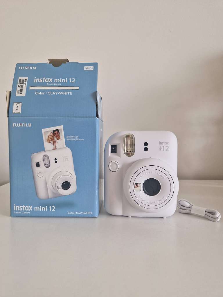 € - 70,- white, (1210 Wien) Instax willhaben clay Mini Fujifilm 12