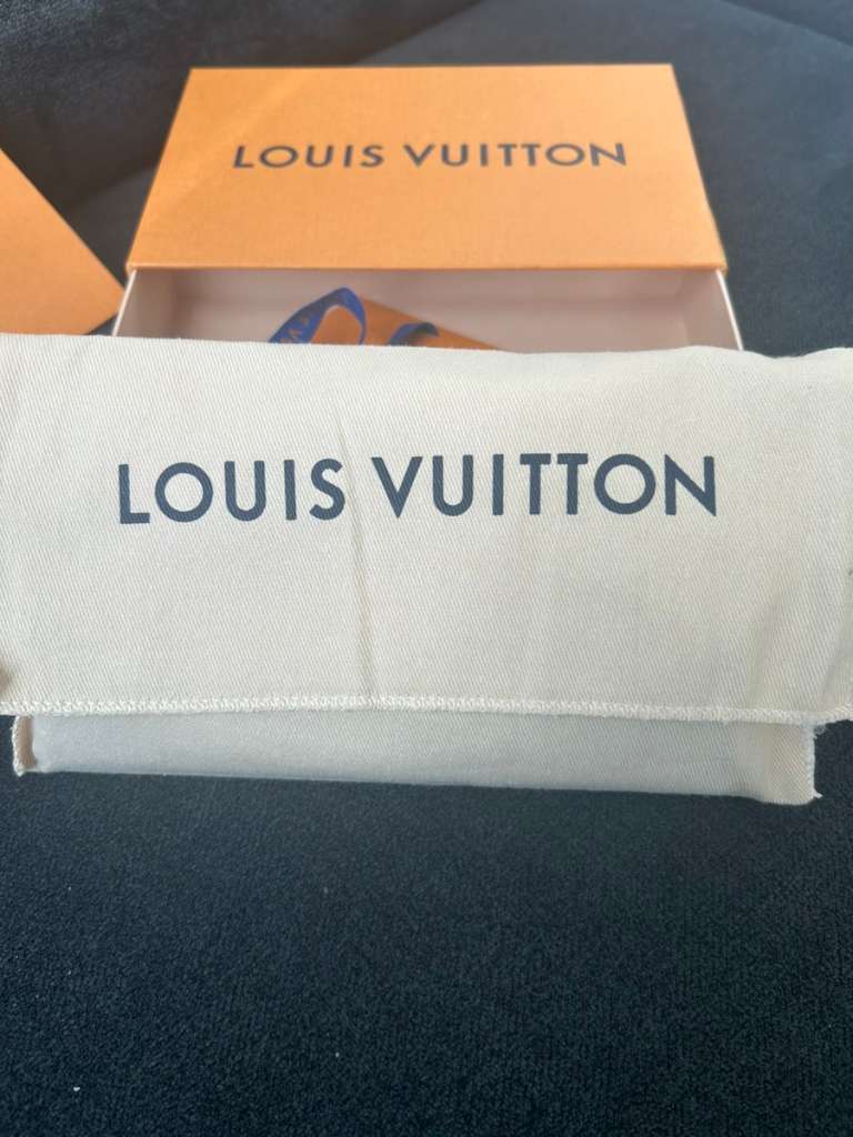 Louis Vuitton Emilie in 1120 Wien für 245,00 € zum Verkauf