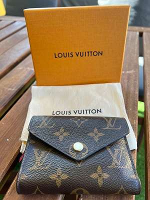 Louis Vuitton Portemonnaie Damen (Second Hand), € 140,- (1140 Wien) -  willhaben