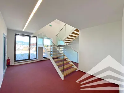 2-Zimmer-Gewerbeimmobilie mieten in Linz – 437 m², € 7.098 – Bild 10 von 17