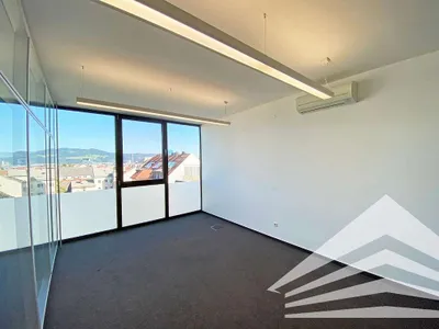 2-Zimmer-Gewerbeimmobilie mieten in Linz – 437 m², € 7.098 – Bild 6 von 17