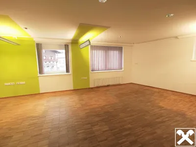 2-Zimmer-Gewerbeimmobilie mieten in Kufstein – 113 m², € 1.300 – Bild 4 von 9
