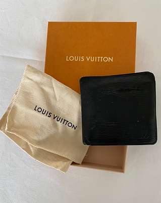 Louis Vuitton Kartenetui, € 220,- (1220 Wien) - willhaben