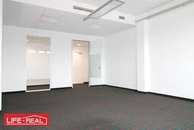 1-Zimmer-Gewerbeimmobilie mieten in Linz – 284 m², € 4.570 – Bild 13 von 25