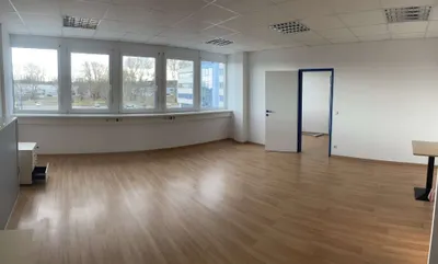 4-Zimmer-Gewerbeimmobilie mieten in Baden – 153 m², € 1.778 – Bild 4 von 7