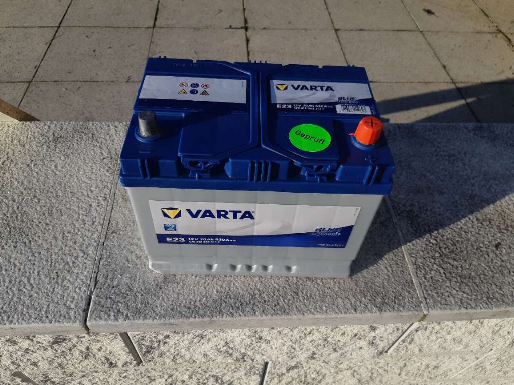 Autobatterie Varta Blue Dynamic 12Volt 70Ah 630A, € 59,- (7350