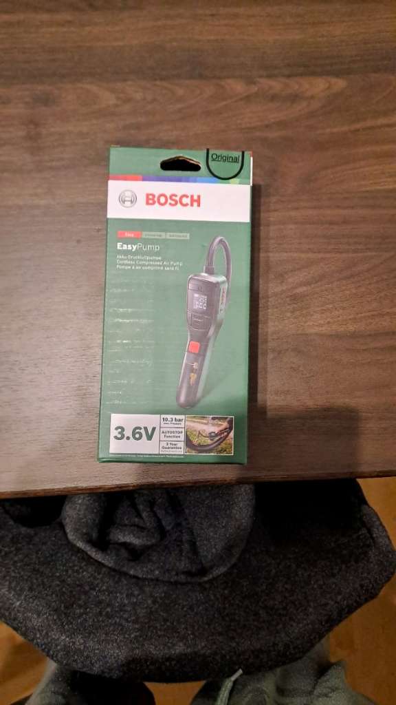 BOSCH Bosch - Akku-Druckluftpumpe EasyPump 3.6 V