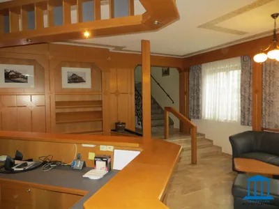 Haus kaufen in Neunkirchen – 650 m², € 590.000 – Bild 8 von 35
