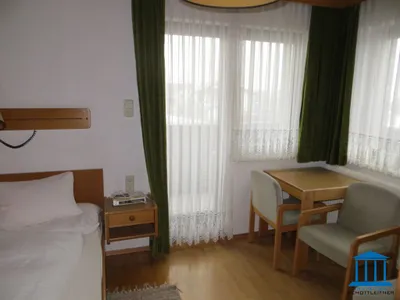 Haus kaufen in Neunkirchen – 650 m², € 590.000 – Bild 24 von 35