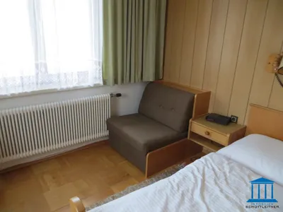Haus kaufen in Neunkirchen – 650 m², € 590.000 – Bild 25 von 35