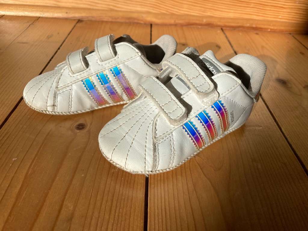 € willhaben mit 15,- Originals Kemeten) Babys, Superstar Adidas Klettverschluss - für Sneaker (7531