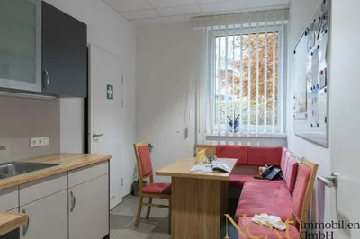 Gewerbeimmobilie mieten in Vöcklabruck – 200 m², € 2.319 – Bild 12 von 20
