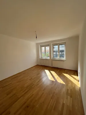 TOP 1/3 Bezaubernde 2-Zimmer-Wohnung im Herzen von Floridsdorf – Bild 3