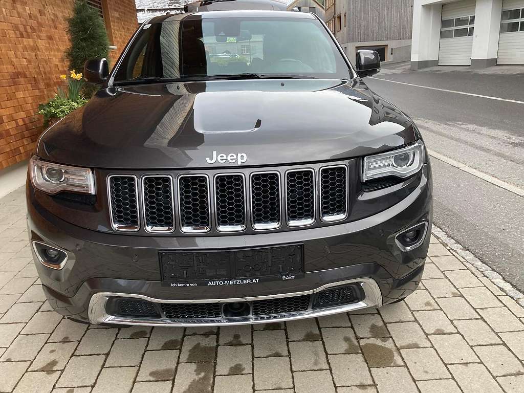 Jeep Grand Cherokee 3,0 V6 CRD Overland mit AHK SUV / Geländewagen