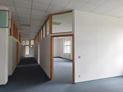 9-Zimmer-Gewerbeimmobilie mieten in Wien – 605 m², € 7.450 – Bild 2 von 11