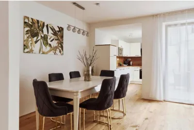 Gewerbeimmobilie kaufen in Wien – 700 m², € 230.000