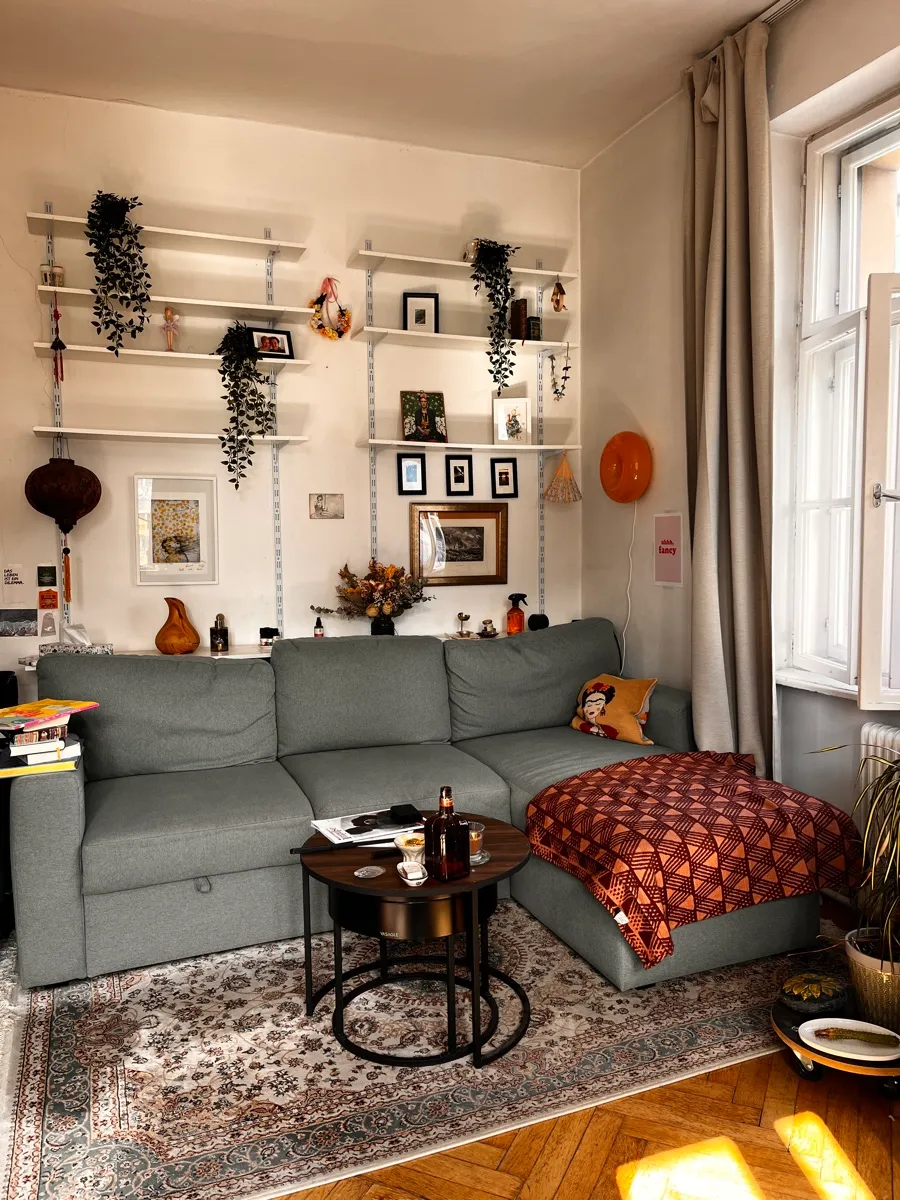 Ikea Couch Schlafsofa mit Bettkasten, € 450,- (6020 Innsbruck)