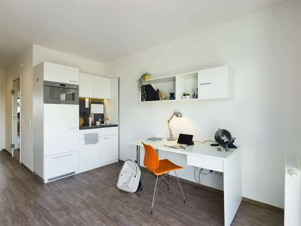 DIE ZIMMEREI | Ab sofort & in Uni-Nähe: möblierte Wohnung mit Balkon in der Leopoldstadt |Large Bude - Widok 2