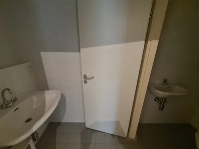 2-Zimmer-Gewerbeimmobilie mieten in Wien – 110,1 m², € 1.125 – Bild 13 von 15