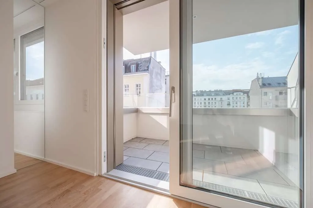 ++NEU++ fantastische 3-Zimmer-Wohnung mitten im Herzen der Stadt (1/23)! Riesige Freifläche! +++ - Ansicht 3