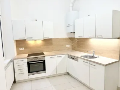 Unbefristet: Wunderbare 3 Zimmerwohnung im Herzen der Josefstadt – Bild 2