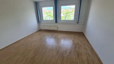 6-Zimmer-Gewerbeimmobilie mieten in Villach – 152 m², € 1.902 – Bild 2 von 16