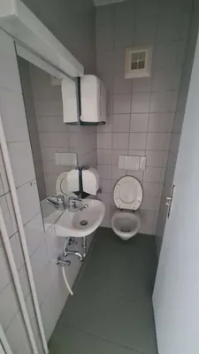6-Zimmer-Gewerbeimmobilie mieten in Villach – 152 m², € 1.902 – Bild 13 von 16