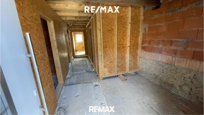9-Zimmer-Wohnung kaufen in Vöcklabruck – 237 m², € 219.000 – Bild 11 von 30