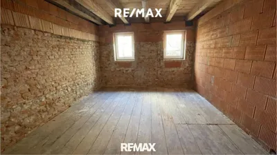 9-Zimmer-Wohnung kaufen in Vöcklabruck – 237 m², € 219.000 – Bild 14 von 30
