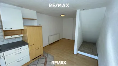 9-Zimmer-Wohnung kaufen in Vöcklabruck – 237 m², € 219.000 – Bild 5 von 30