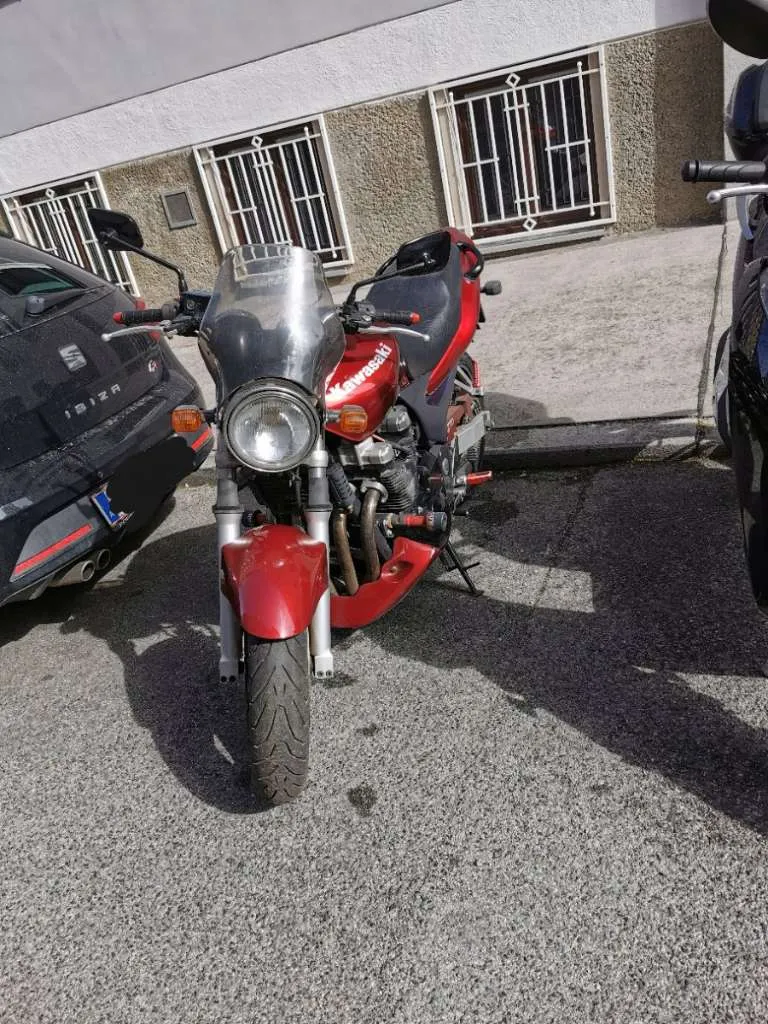 Kawasaki ZR