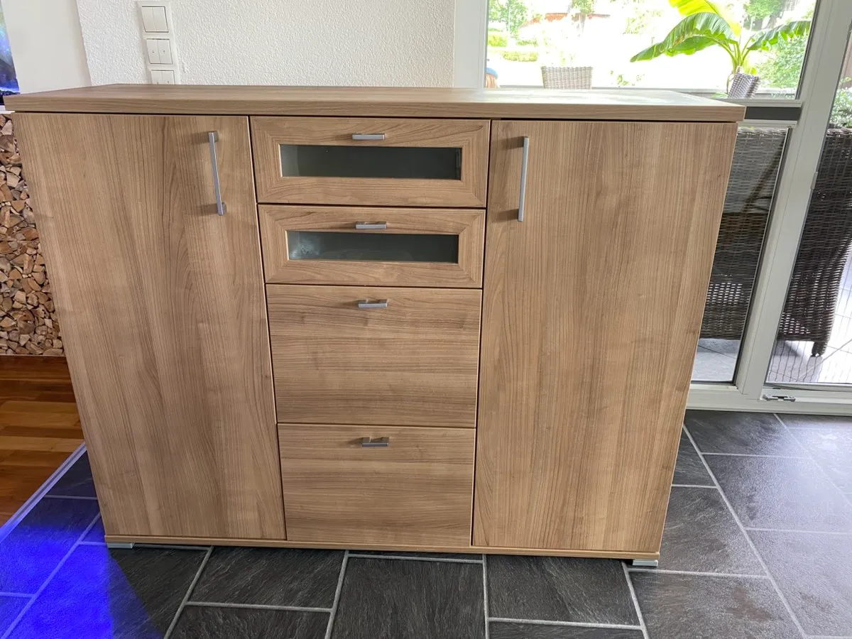 Highboard/ Kommode zu verschenken, € 0,- (6414 Untermieming)