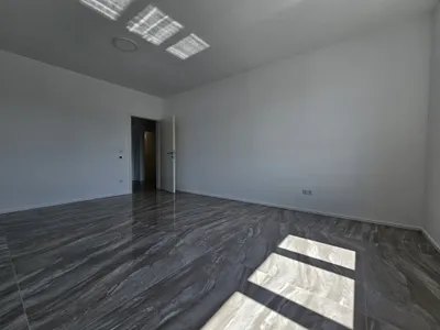 2-Zimmer-Wohnung kaufen in Wien – 81,7 m², € 370.000 – Bild 2 von 13