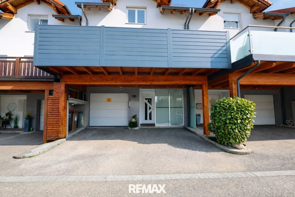 Reihenhaus mit Pool, viel Platz & sonniger Lage in Steinhaus - Widok 2