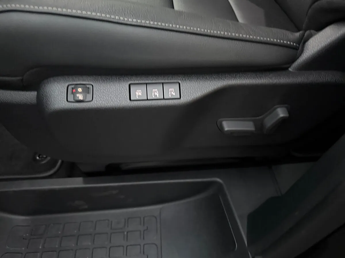 Fiat Ulysse 2.2 Diesel L2 La Prima (EURO 6e) – Bild 12