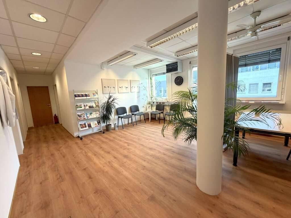 Moderne Büro/Praxis in Graz: 104m² mit Balkon, nur 1.571,99 EUR Miete! - Vaade 3