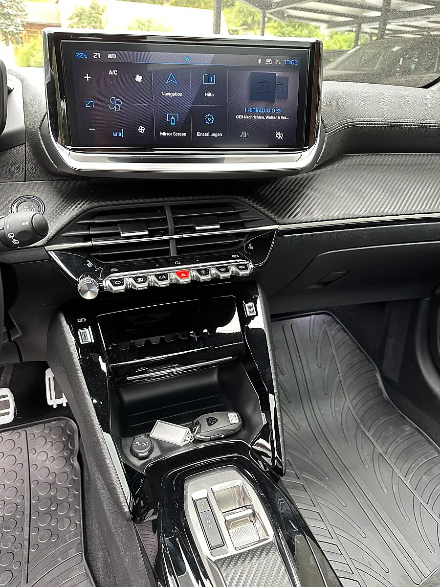 Peugeot 208 GT 110PS Automatik – Bild 13