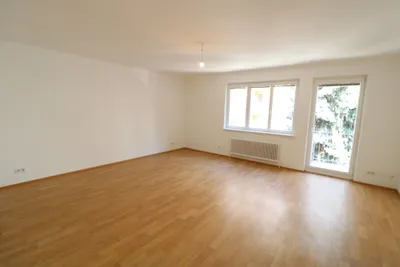 1150, große 4-ZimmerWohnung mit Balkonen auf der Mariahilferstraße – Bild 3