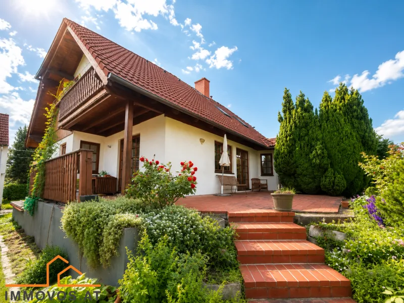 1.189 M² EIGENGRUND NAHE U1 LEOPOLDAU - ZWEI EINFAMILIENHÄUSER MIT GROSSEM GARTEN UND ATTRAKTIVEN MIETEINNAHMEN - Ansicht 2