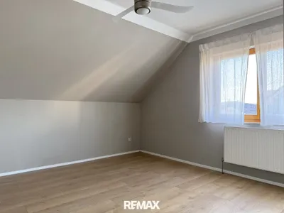 4-Zimmer-Haus kaufen in Wiener Neustadt – 125 m², € 339.000 – Bild 16 von 32