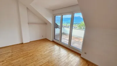 5-Zimmer-Haus mieten in Vöcklabruck – 126 m², € 2.350 – Bild 4 von 8