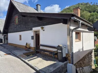 Haus kaufen in Lilienfeld – 100 m², € 79.000 – Bild 2 von 12
