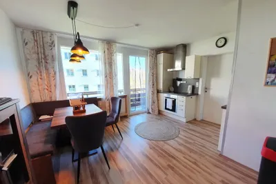 3-Zimmer-Wohnung mieten in Gmunden – 50 m², € 913 – Bild 4 von 12